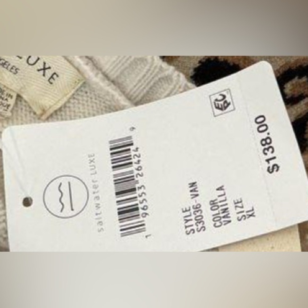 🛑 1 hour sale. NWT. Saltwater LUXE, XL, Beige Sweater with Sun Sand Surf Design - Picture 6 of 8